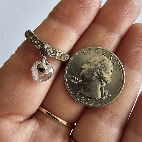 Crystal heart charm ring silver tone size 6.75    6 3/4 valentine's day clear - Picture 7 of 8